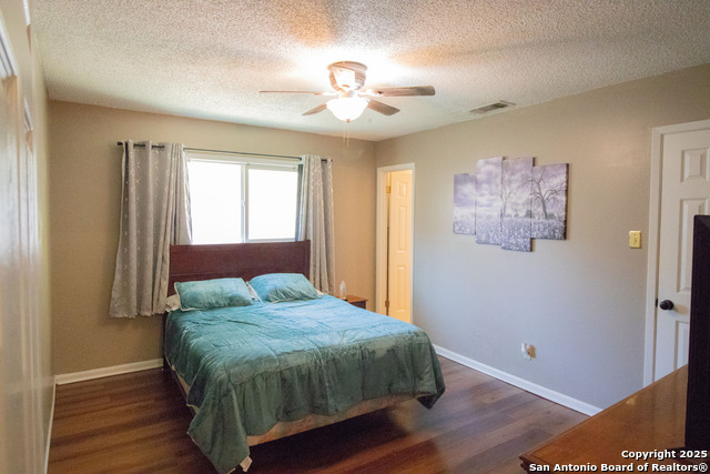 Image 11 of 21 For 8915 Brightwater