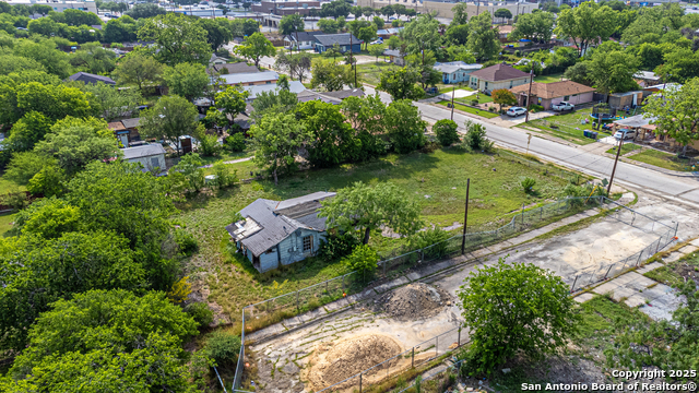 Image 7 of 22 For 239 Mccauley Blvd