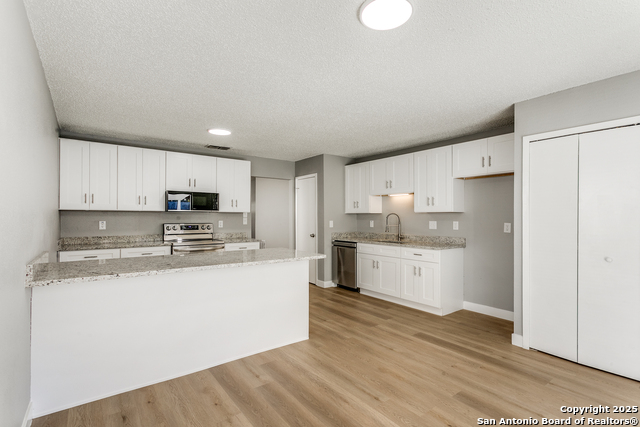 Image 10 of 25 For 7127 Elk Trail