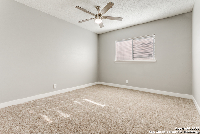 Image 19 of 25 For 7127 Elk Trail