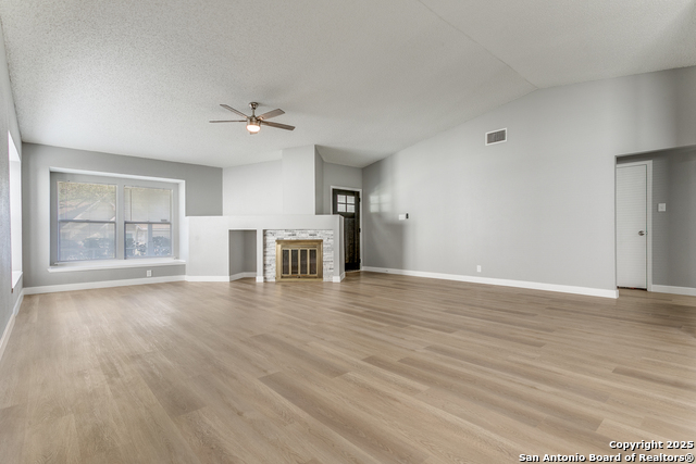 Image 4 of 25 For 7127 Elk Trail