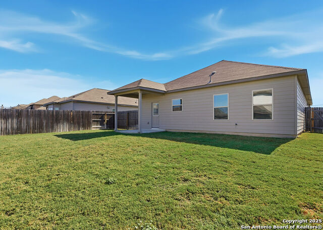 Image 25 of 26 For 754 Farmers Dell