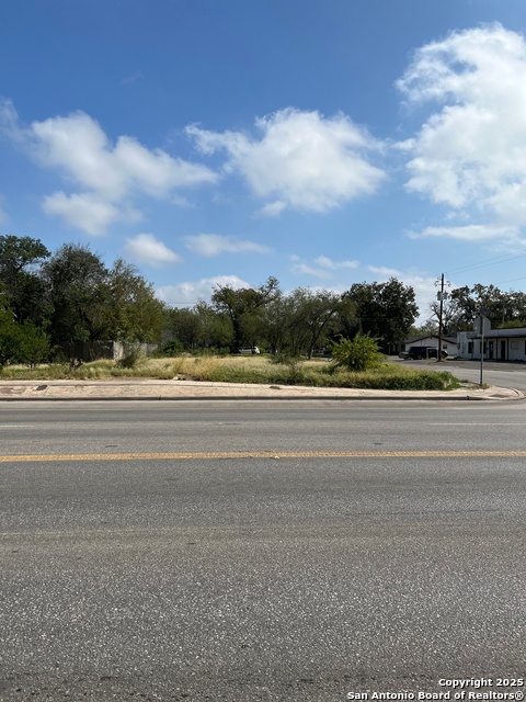 Image 2 of 6 For 328 Getty S