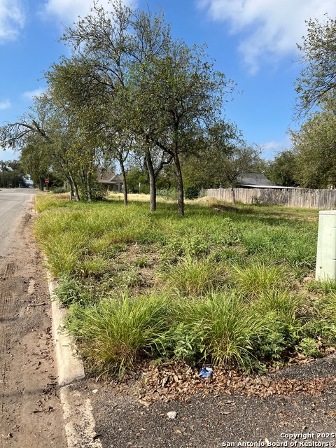 Image 5 of 6 For 328 Getty S