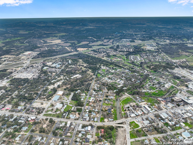 Listing photo id 10 for 115 Pecan St