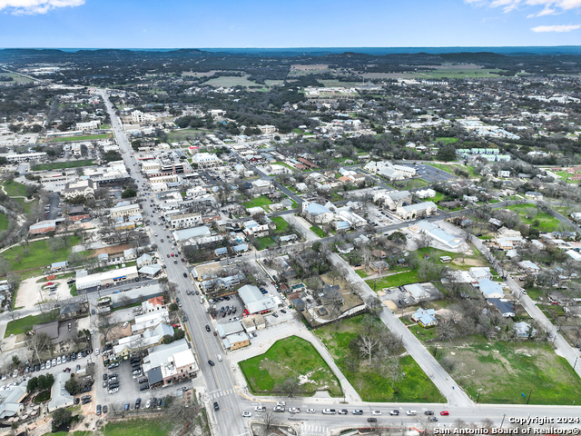 Listing photo id 2 for 115 Pecan St