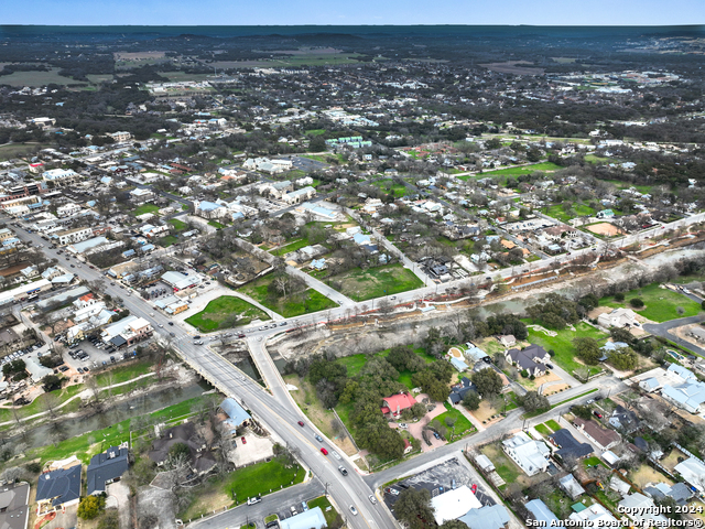 Listing photo id 4 for 115 Pecan St