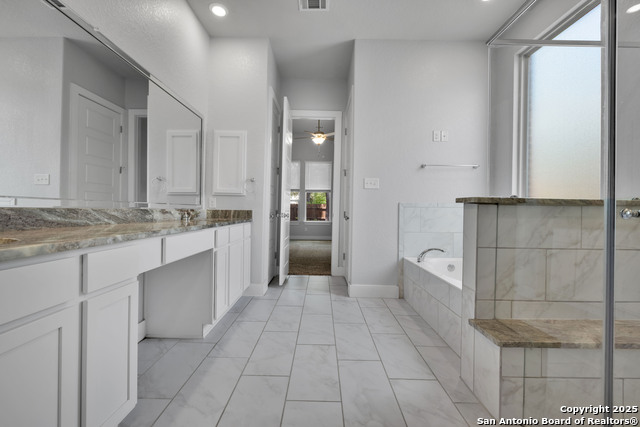 Image 18 of 34 For 15766 La Subida