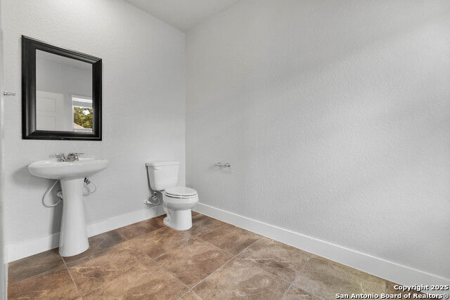 Image 20 of 34 For 15766 La Subida