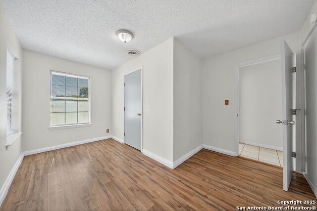 Image 22 of 31 For 7590 New Sulphur Springs Rd