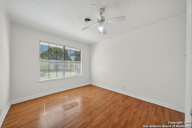 Image 24 of 31 For 7590 New Sulphur Springs Rd