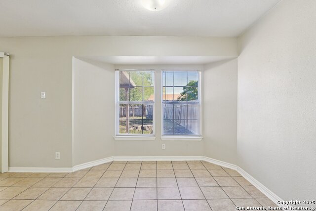 Image 10 of 41 For 1314 Bitterlake