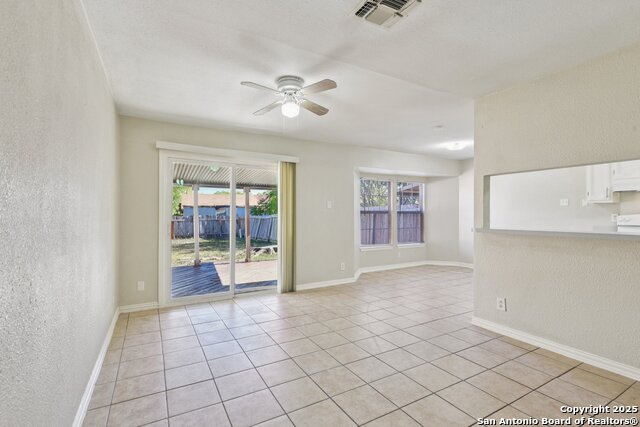 Image 4 of 41 For 1314 Bitterlake