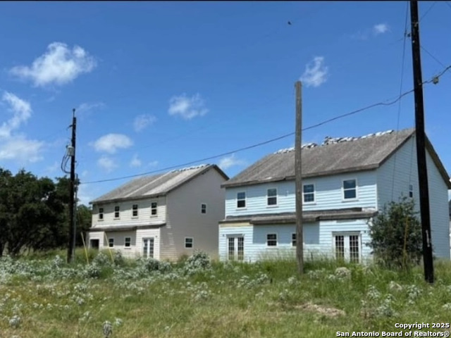 Image 4 of 5 For 1601 Mathis  