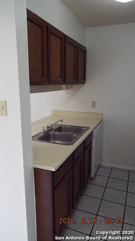 Image 11 of 18 For 5513 Lochmoor 1