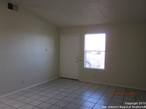 Image 7 of 18 For 5513 Lochmoor 1