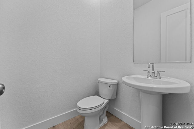 Image 12 of 33 For 5516 Paschal Park