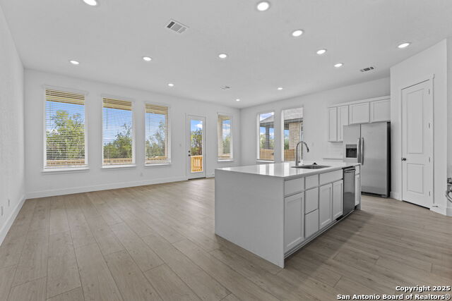 Image 13 of 33 For 5516 Paschal Park