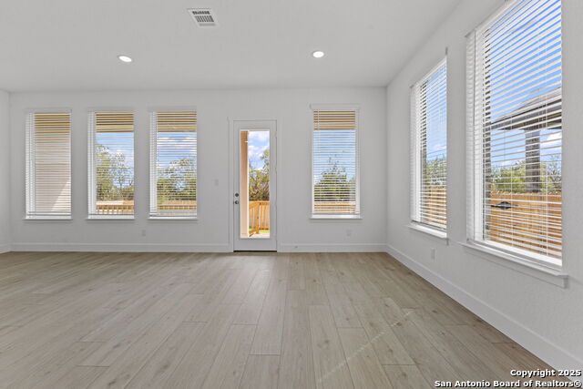 Image 18 of 33 For 5516 Paschal Park