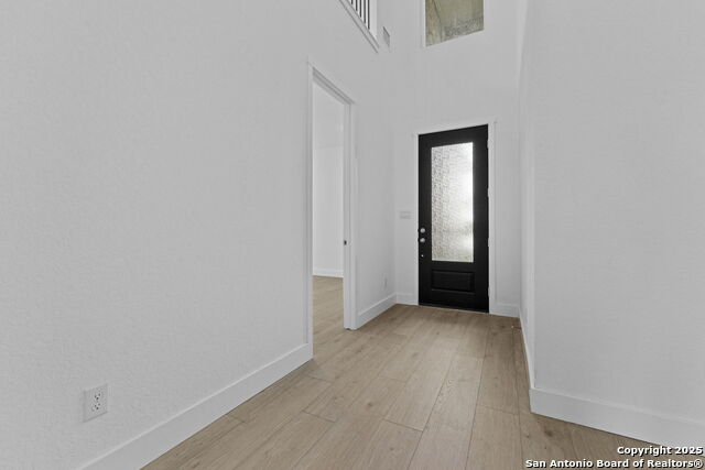 Image 3 of 33 For 5516 Paschal Park