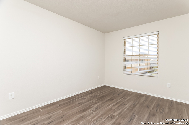 Image 6 of 17 For 822 Robillard