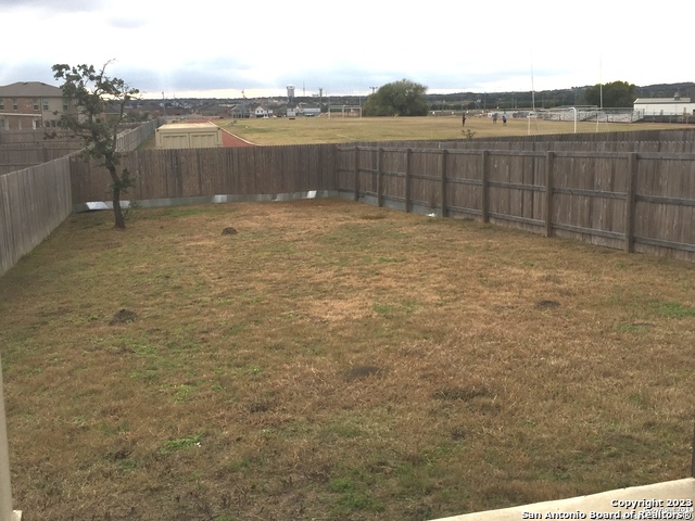 Listing photo id 11 for 525 Dusty Emerald