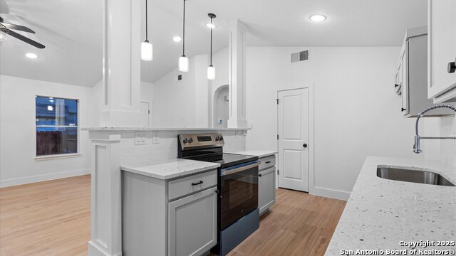 Image 7 of 22 For 8942 Gill  