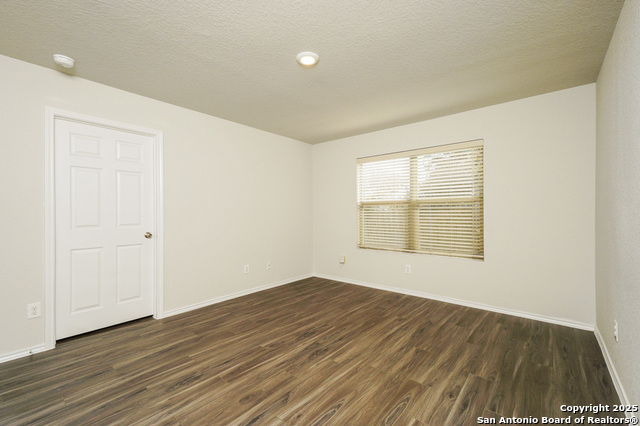 Listing photo id 5 for 8819 Ashley Wilkes