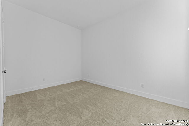 Image 12 of 37 For 5496 Paschal Park