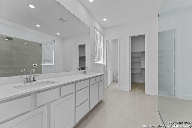 Image 22 of 37 For 5496 Paschal Park