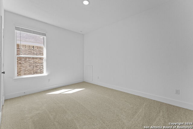 Image 32 of 37 For 5496 Paschal Park