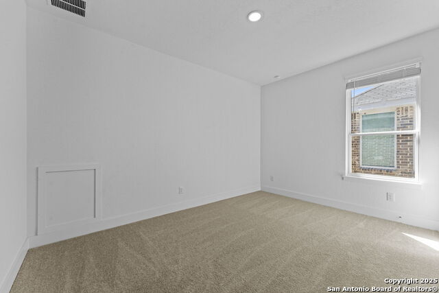 Image 34 of 37 For 5496 Paschal Park