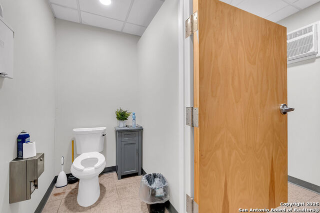 Image 17 of 20 For 931 Basse