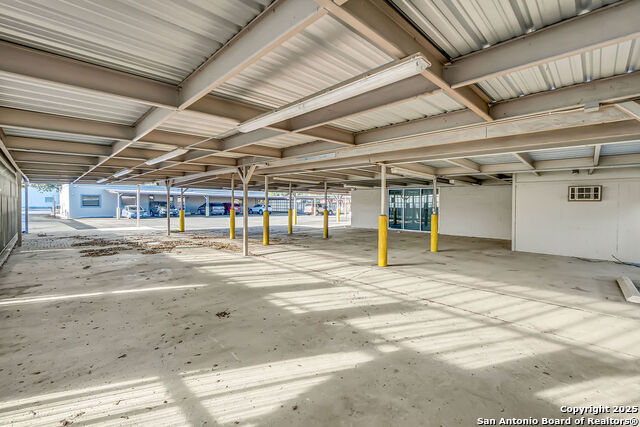 Image 6 of 20 For 931 Basse