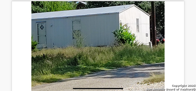 Details for 109 Hackberry, Bandera, TX 78003