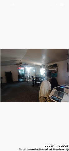 Listing photo id 0 for 109 Hackberry