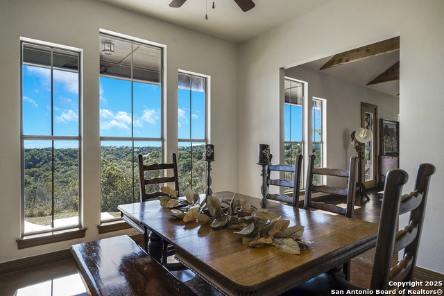 Image 12 of 17 For 515 Settlers Way North