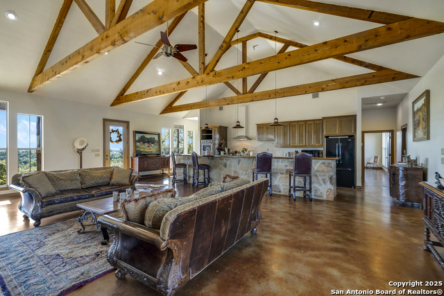 Image 5 of 17 For 515 Settlers Way North