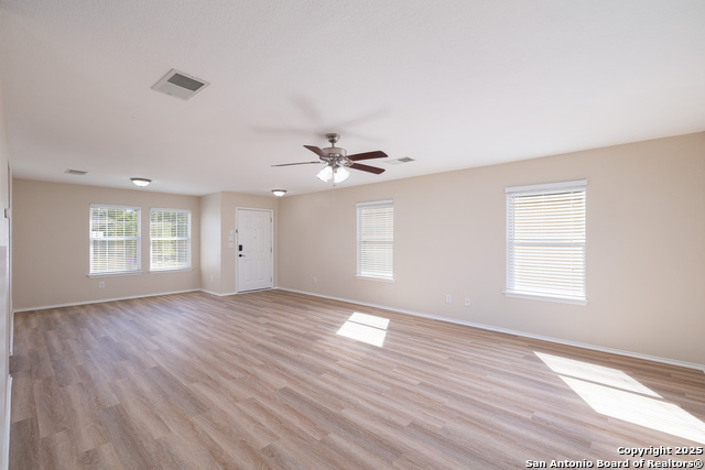 Listing photo id 2 for 2439 Paddle Creek