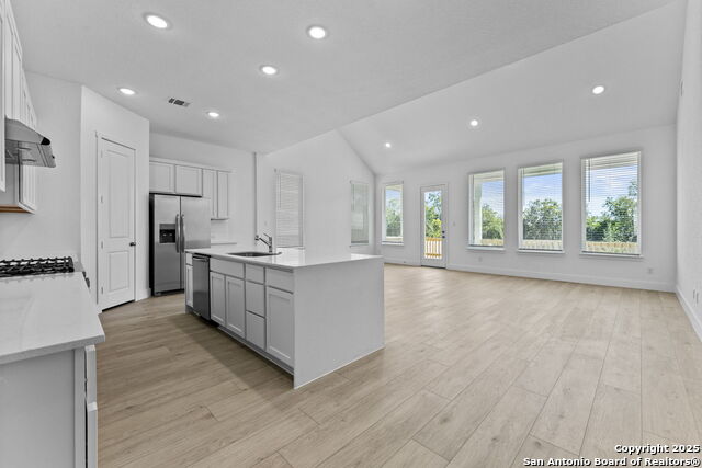 Image 11 of 39 For 5492 Paschal Park