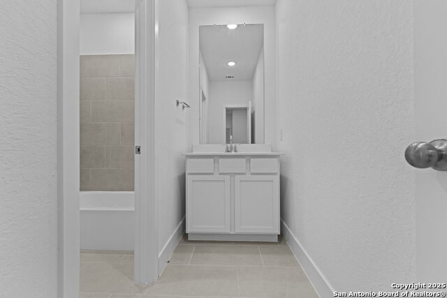 Image 31 of 39 For 5492 Paschal Park