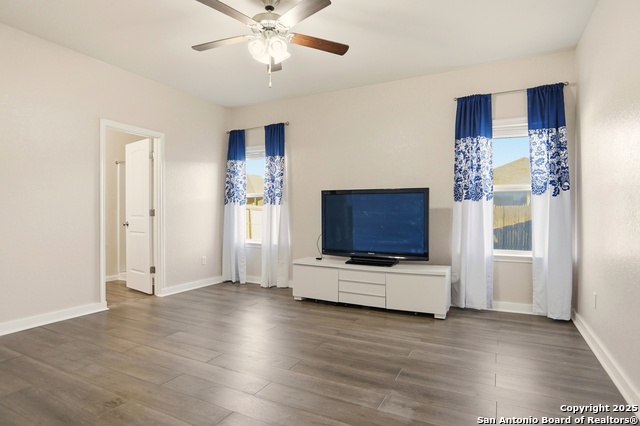 Image 14 of 36 For 143 Laurel Grace