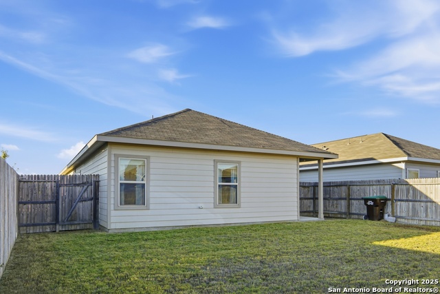 Image 28 of 36 For 143 Laurel Grace