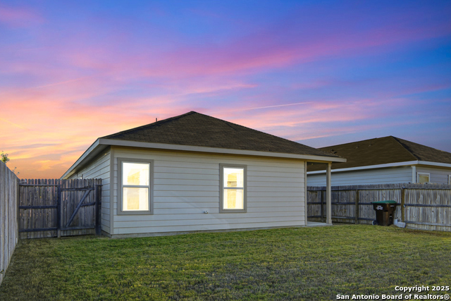 Image 29 of 36 For 143 Laurel Grace