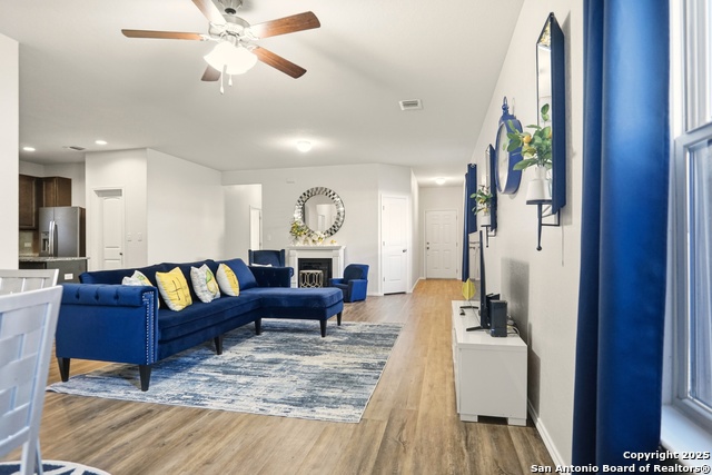 Image 7 of 36 For 143 Laurel Grace