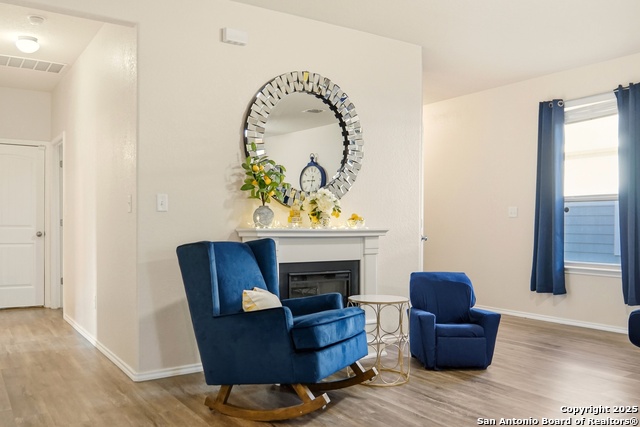 Image 9 of 36 For 143 Laurel Grace