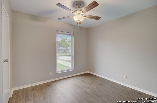 Image 10 of 25 For 13614 Larkbrook