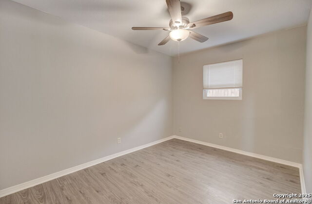 Image 14 of 25 For 13614 Larkbrook