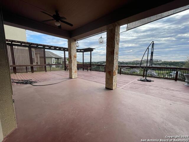 Image 12 of 17 For 18039 Branson