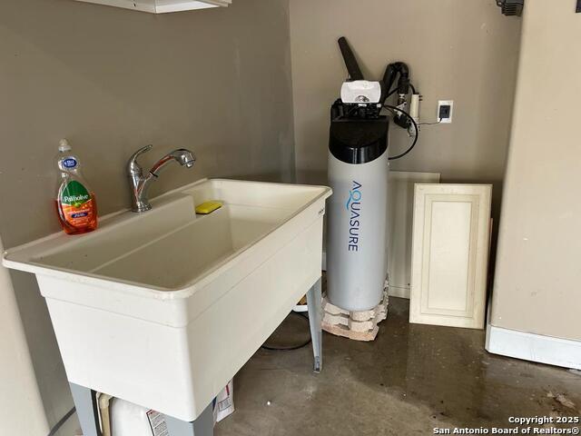 Image 6 of 17 For 18039 Branson